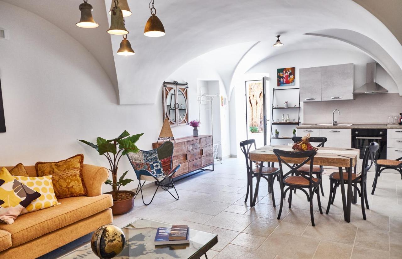 Equorum Prospectus 1 - Centro - Tatil Evi *
